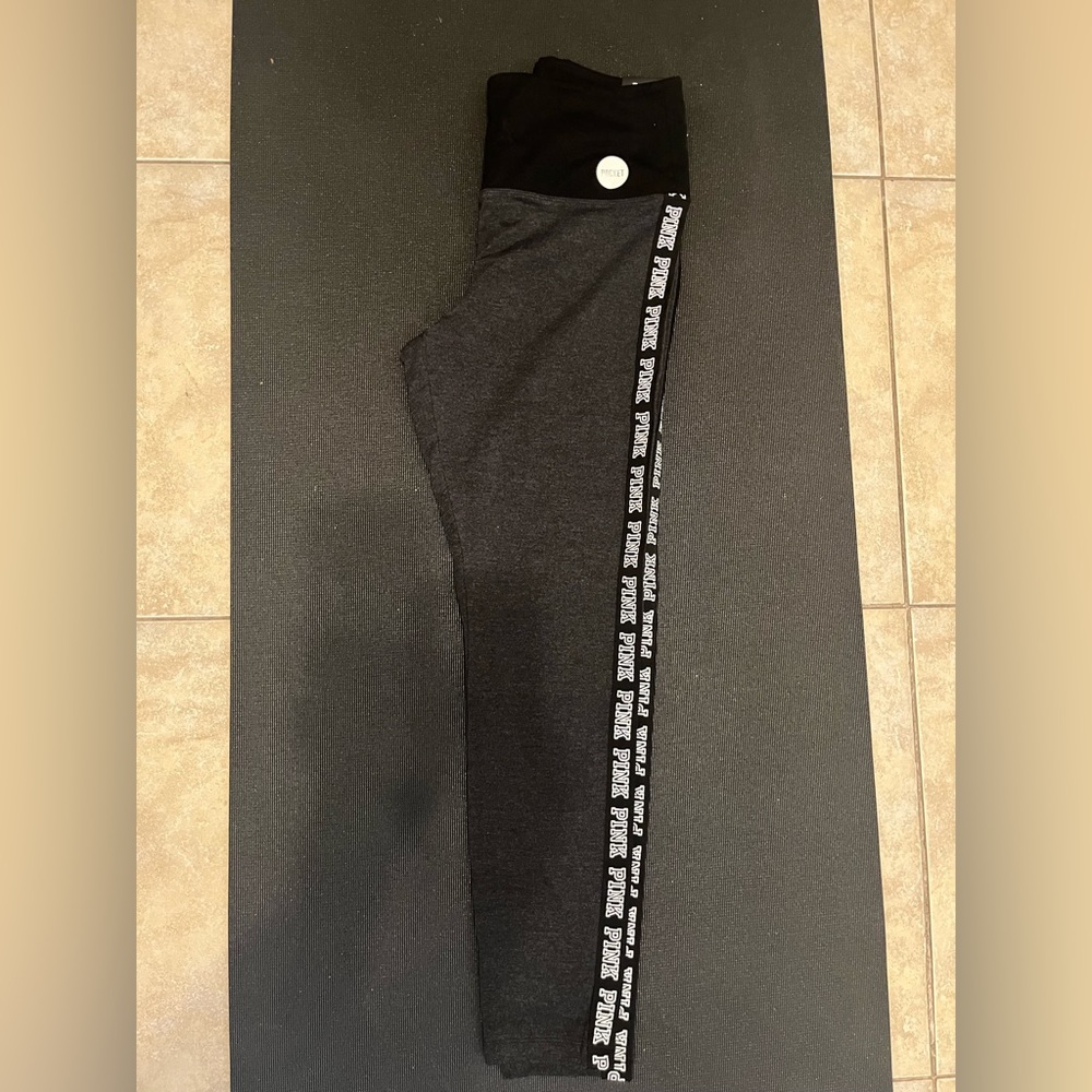 PINK Yoga Leggings. NWT. NEVER WORN.
